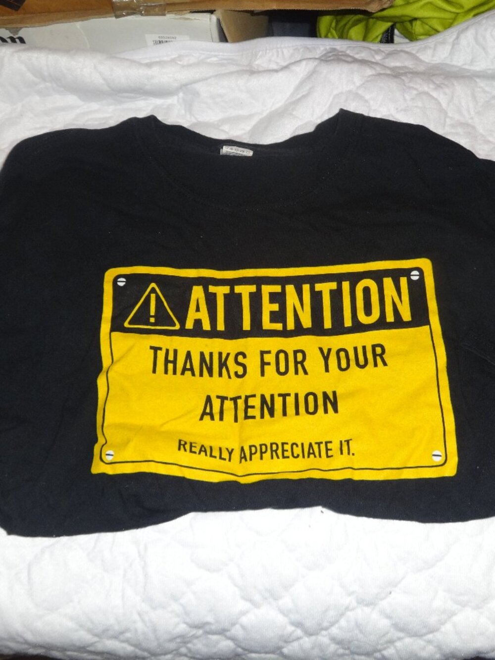 FRUIT OF THE LOOM NOVELTY T-SHIRT